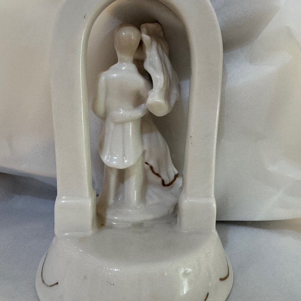 Vintage CAKE TOPPER Bride and Groom Figurine 6 inch - Picture 3 of 6